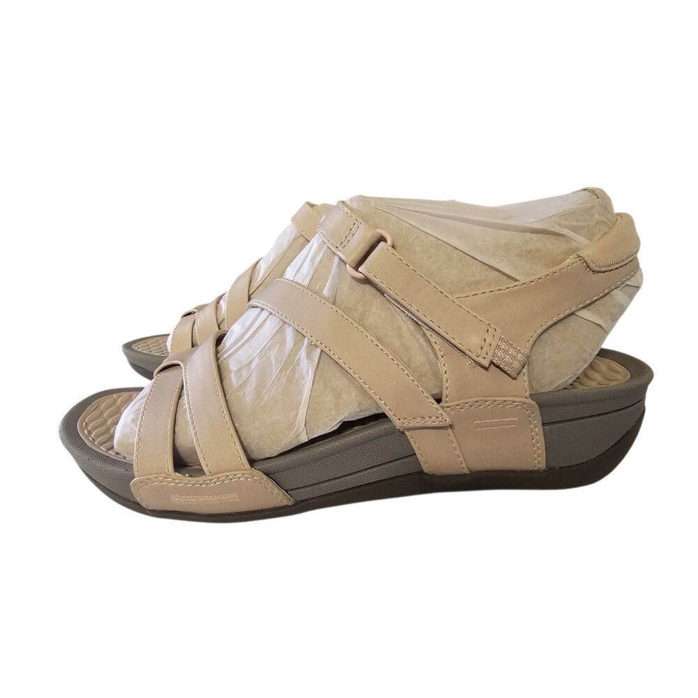 New Baretraps Women's Dannea Wedge Strap Sandals Ash 9.5